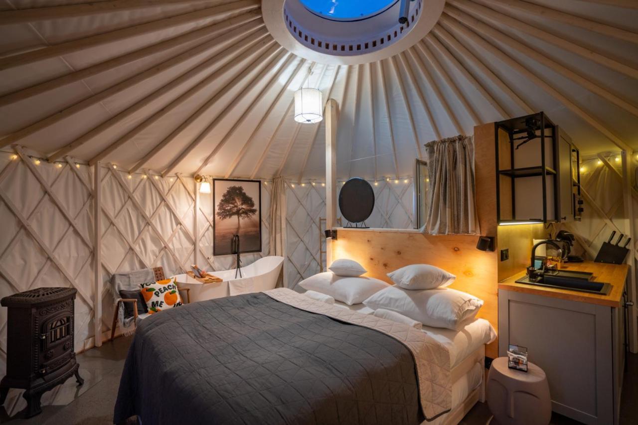 Izera Glamping Adults - Luksusowe Jurty&Spa Gajowka  Экстерьер фото